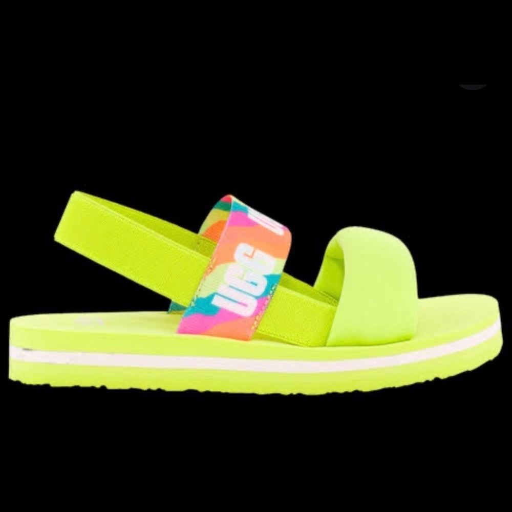 UGG zuma sandals